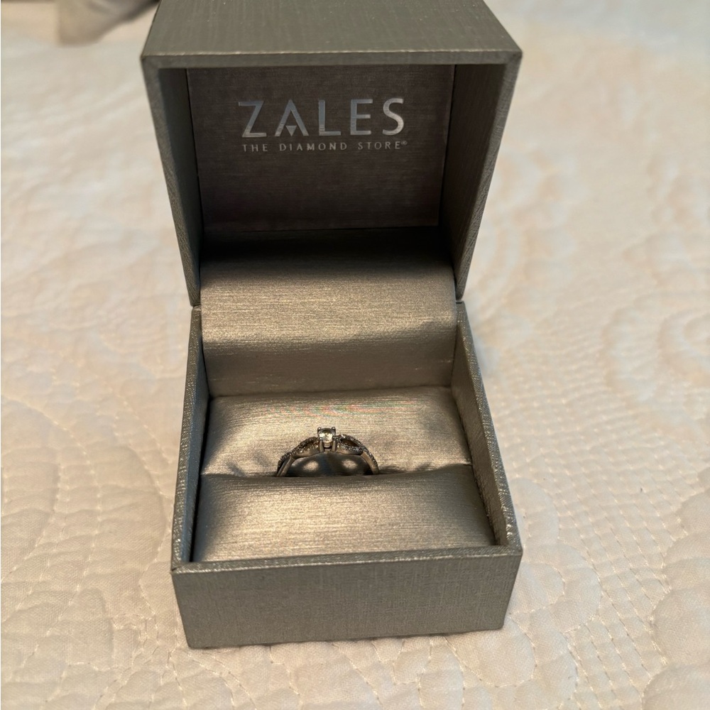 Zales Ring